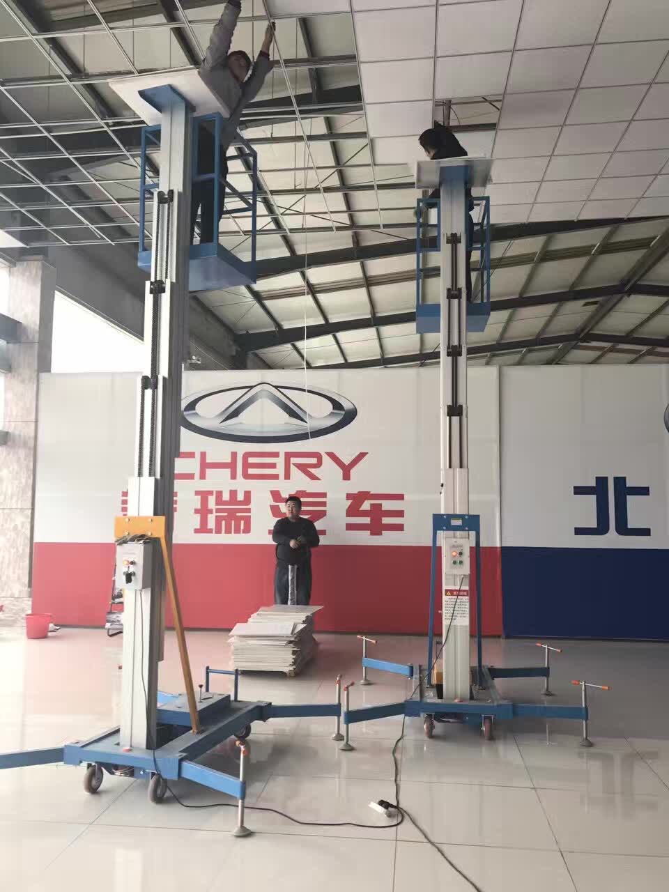鋁合金平臺(tái)裝修4S店